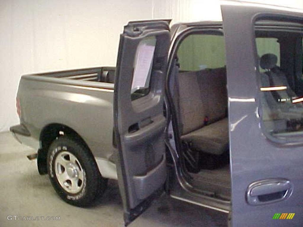 2002 F150 XLT SuperCab - Dark Shadow Grey Metallic / Medium Graphite photo #11