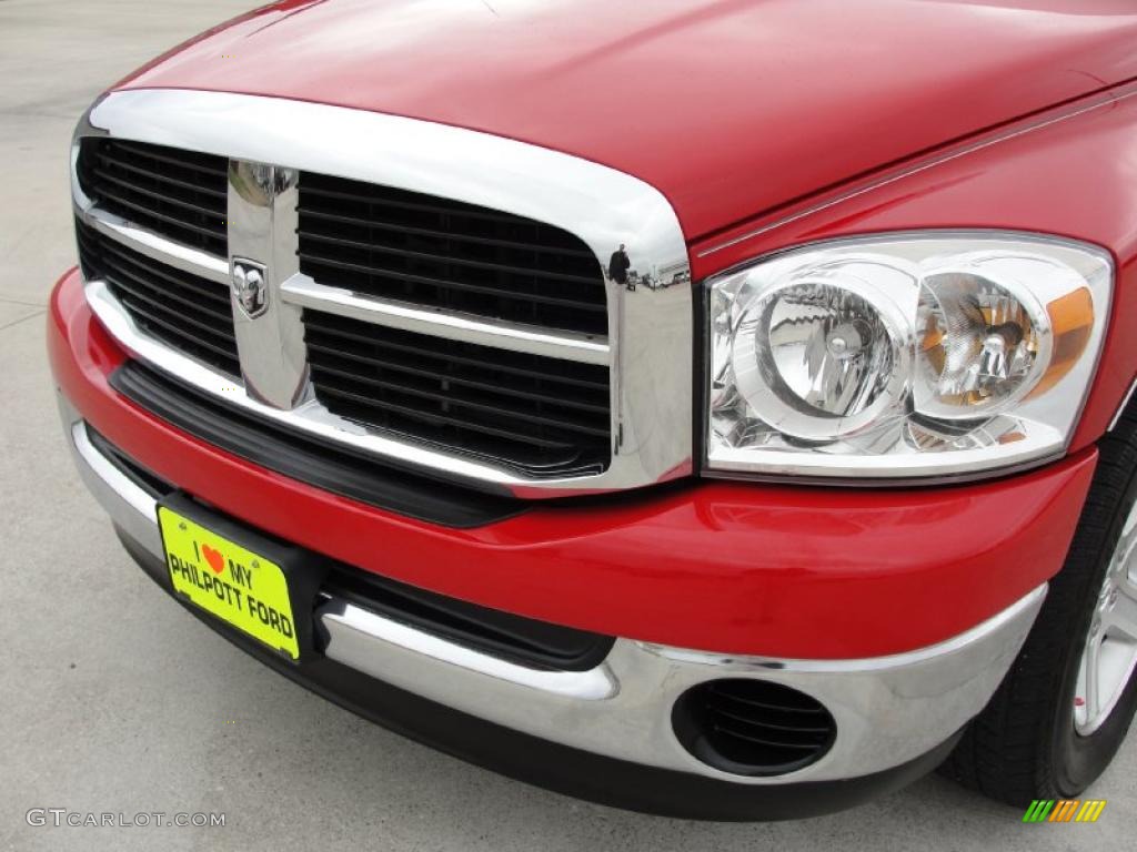 2007 Ram 1500 ST Quad Cab - Flame Red / Medium Slate Gray photo #11