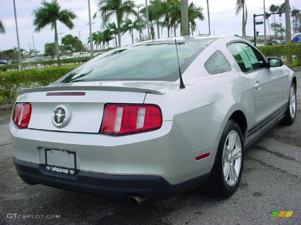 2010 Mustang V6 Coupe - Brilliant Silver Metallic / Charcoal Black photo #3