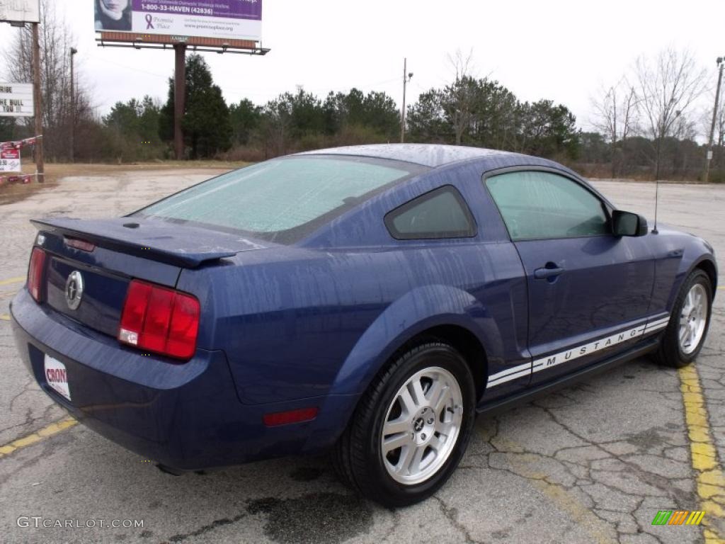2007 Mustang V6 Premium Coupe - Vista Blue Metallic / Dark Charcoal photo #5