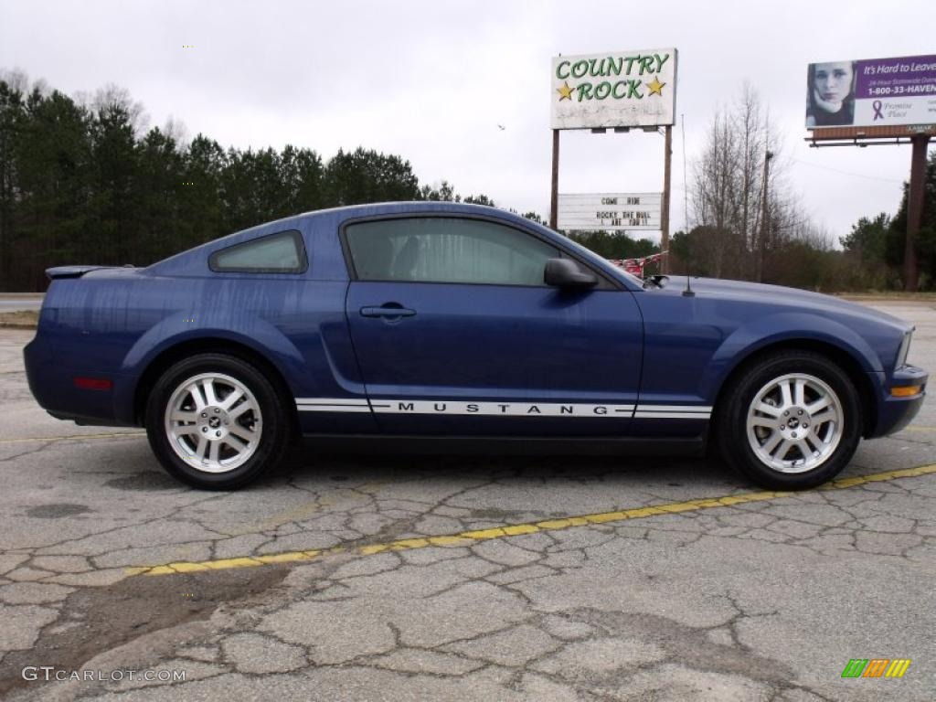 2007 Mustang V6 Premium Coupe - Vista Blue Metallic / Dark Charcoal photo #6