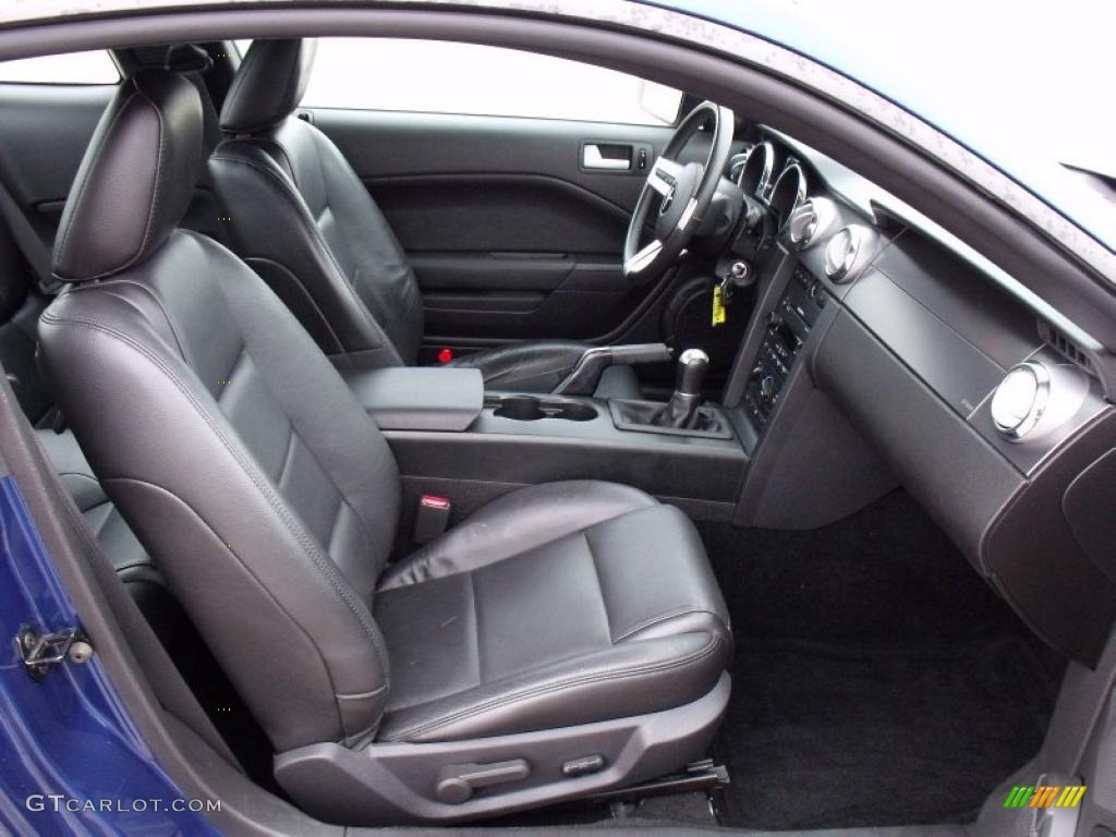 2007 Mustang V6 Premium Coupe - Vista Blue Metallic / Dark Charcoal photo #13