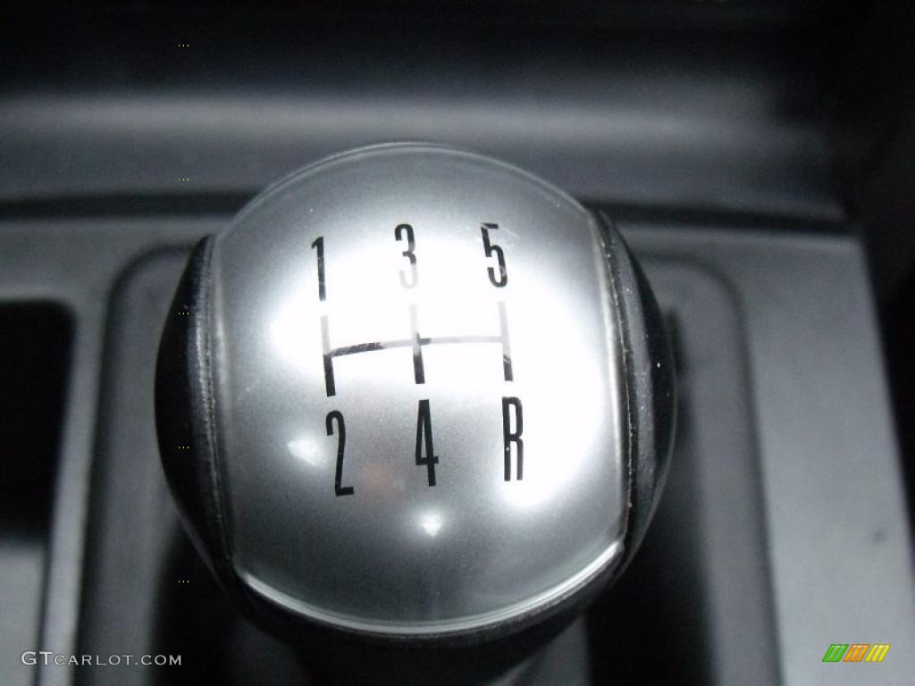 2007 Mustang V6 Premium Coupe - Vista Blue Metallic / Dark Charcoal photo #21