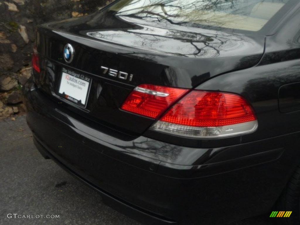 2007 7 Series 750i Sedan - Black Sapphire Metallic / Natural Brown photo #17