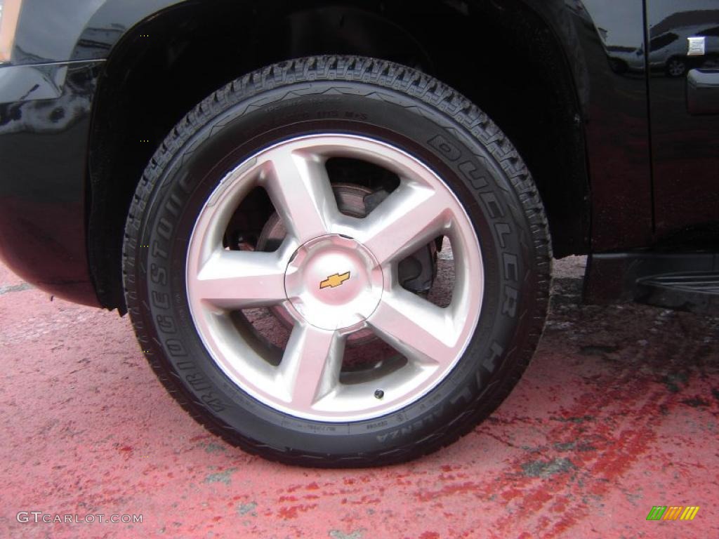2008 Avalanche LTZ 4x4 - Black / Ebony photo #17