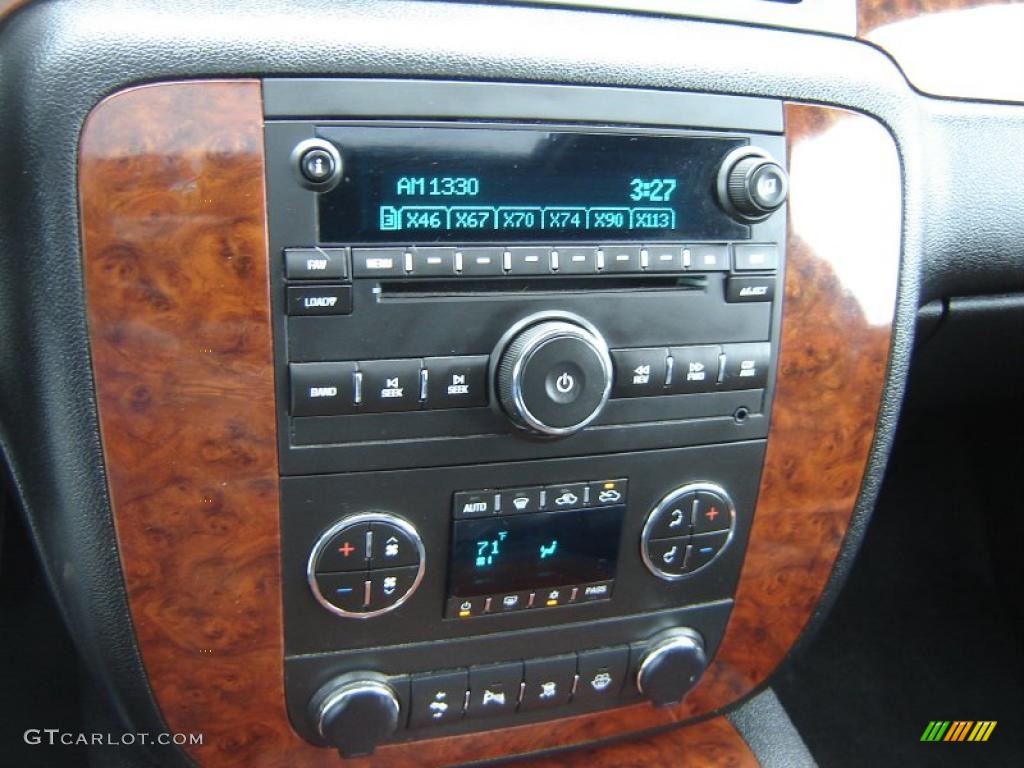 2008 Avalanche LTZ 4x4 - Black / Ebony photo #19