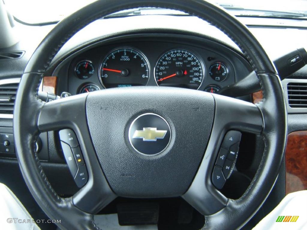 2008 Avalanche LTZ 4x4 - Black / Ebony photo #21