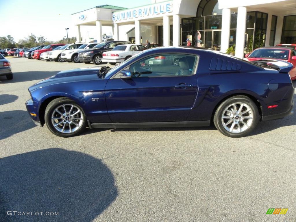 2010 Mustang GT Premium Coupe - Kona Blue Metallic / Charcoal Black photo #2
