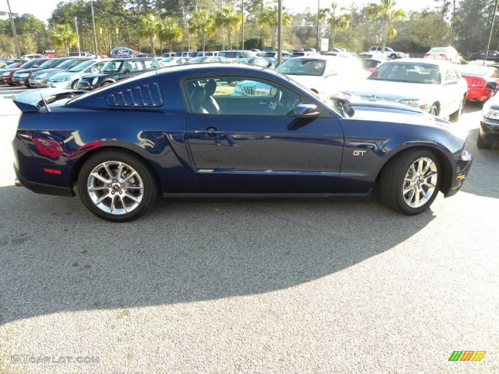 2010 Mustang GT Premium Coupe - Kona Blue Metallic / Charcoal Black photo #9
