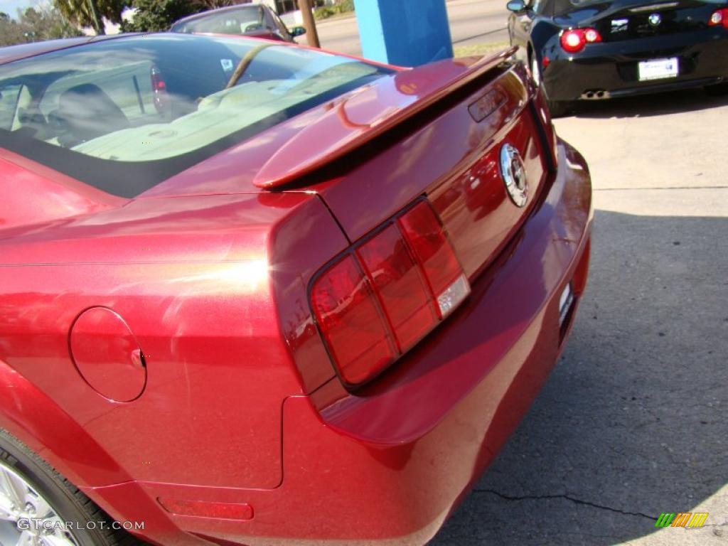 2005 Mustang V6 Deluxe Coupe - Redfire Metallic / Medium Parchment photo #30