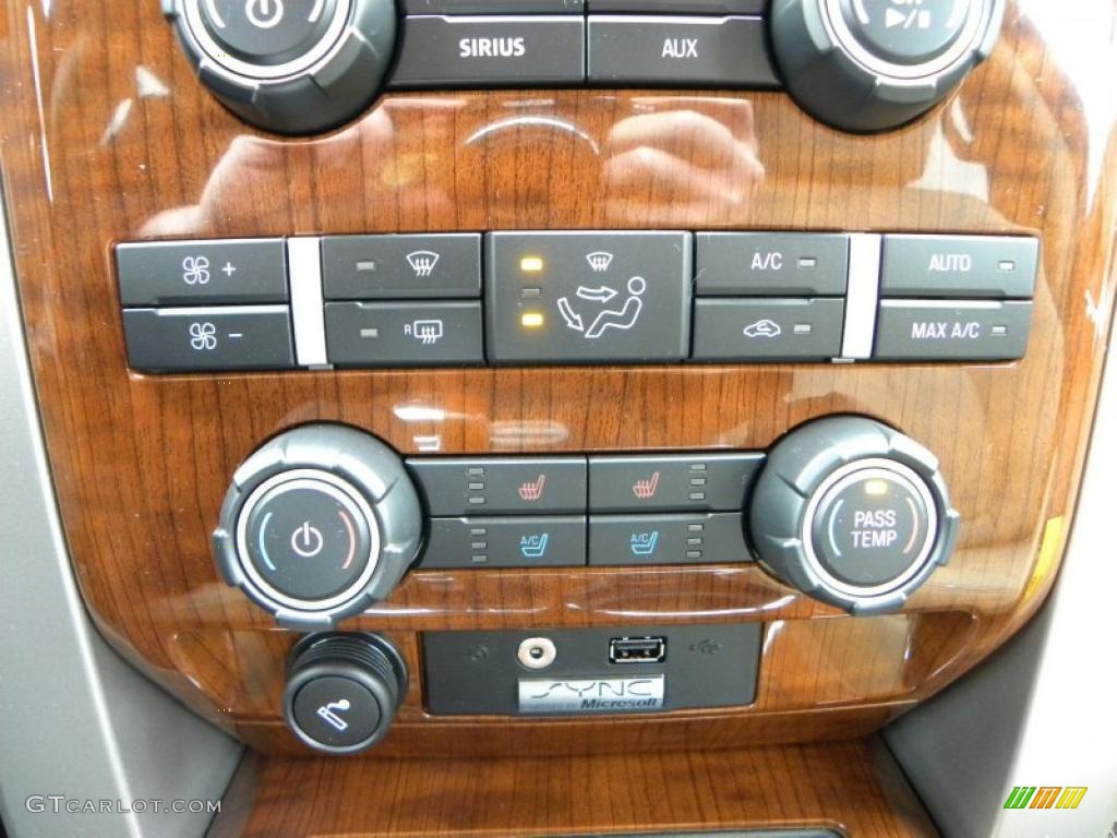 2010 F150 Lariat SuperCrew 4x4 - Red Candy Metallic / Tan photo #22
