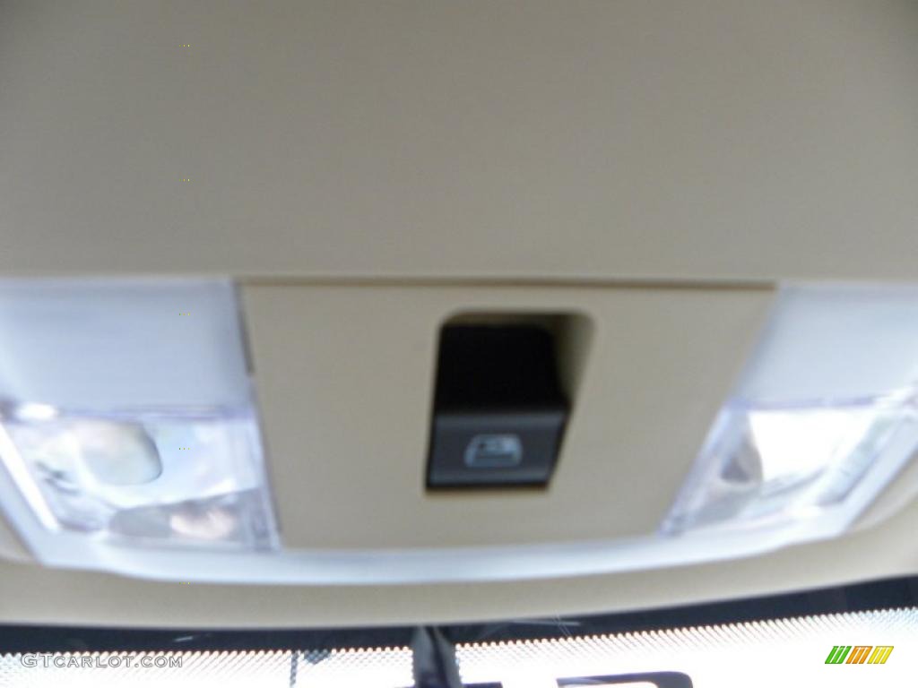 2010 F150 Lariat SuperCrew 4x4 - Red Candy Metallic / Tan photo #28