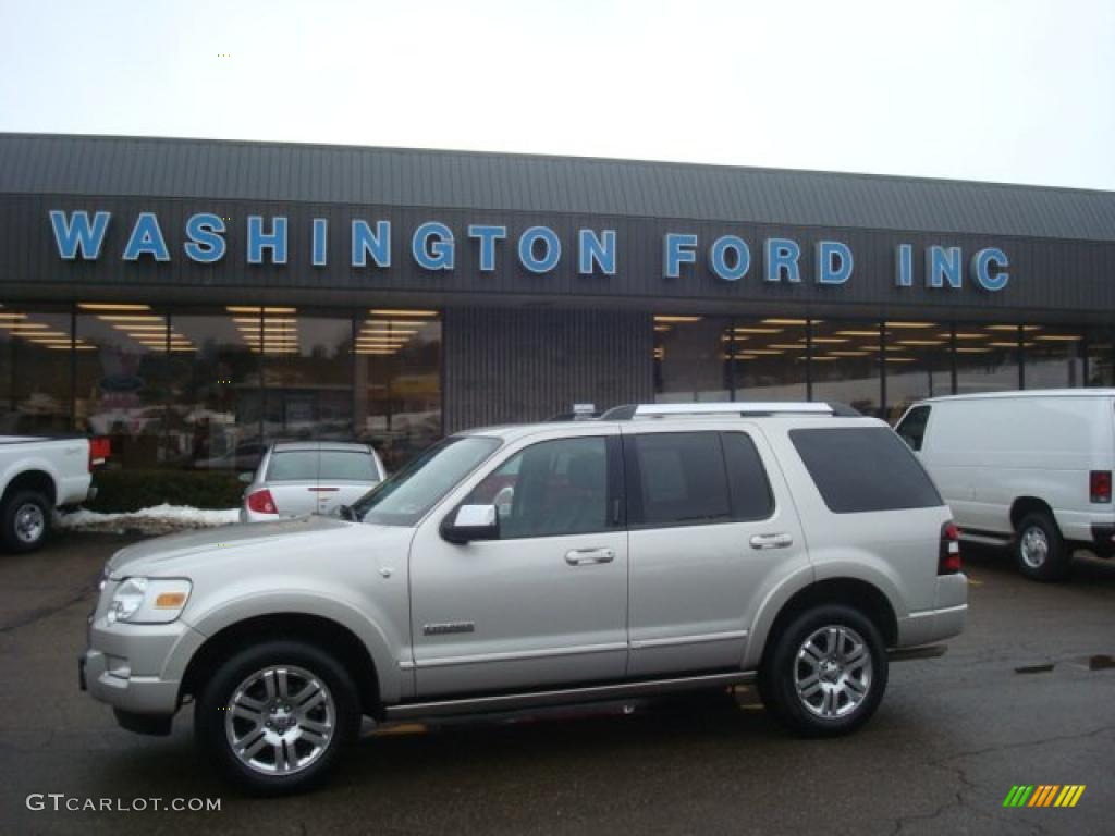 Silver Birch Metallic Ford Explorer