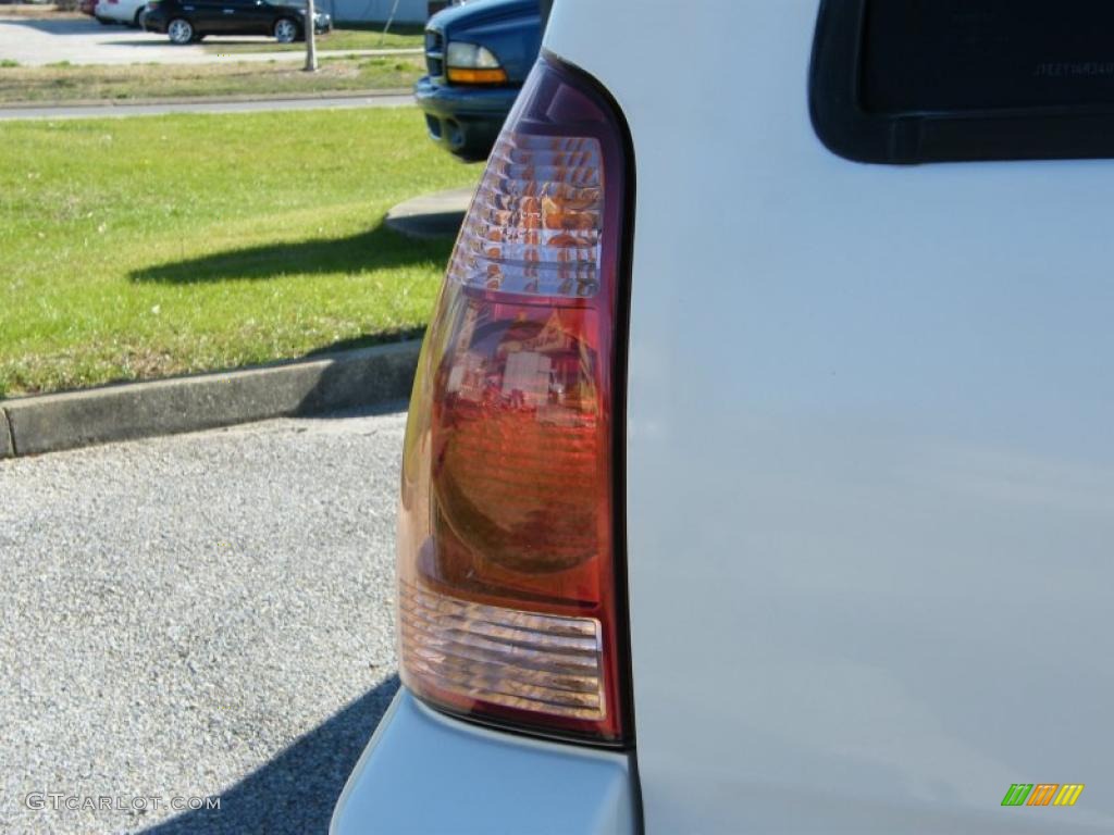 2004 4Runner SR5 - Natural White / Stone photo #10