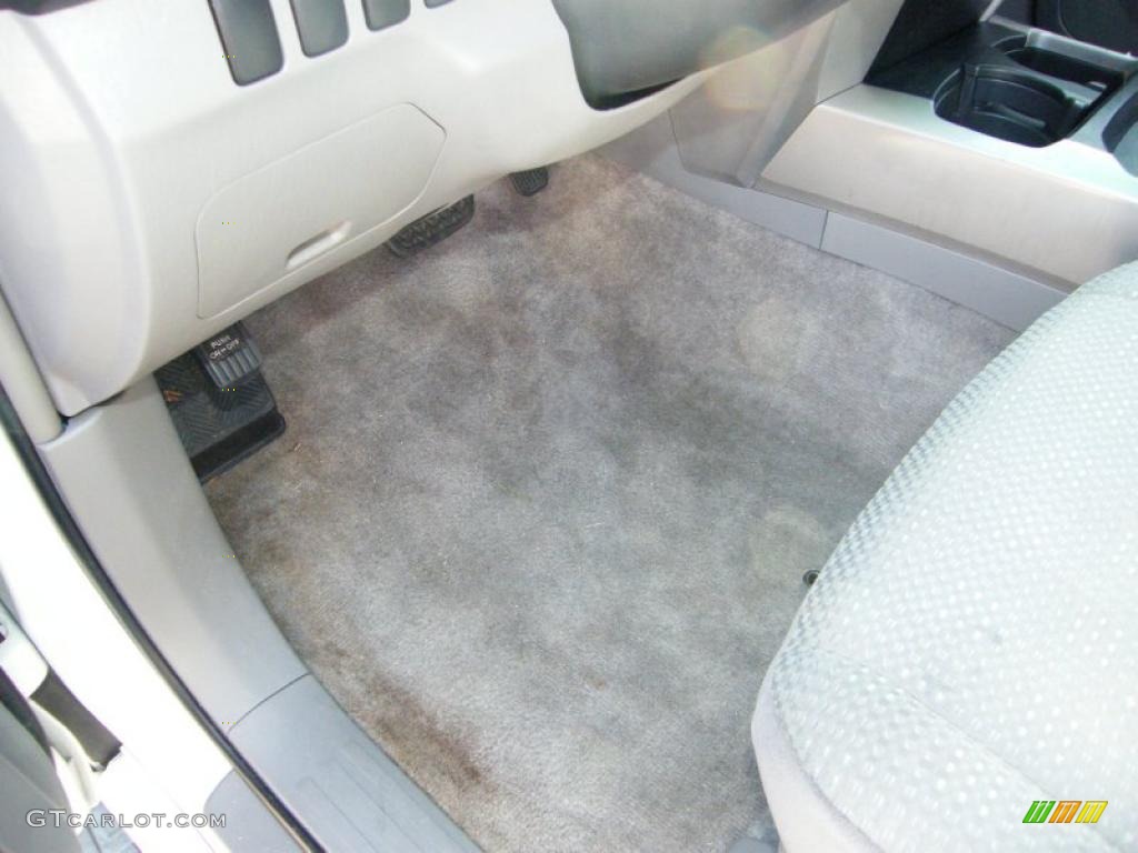 2004 4Runner SR5 - Natural White / Stone photo #16