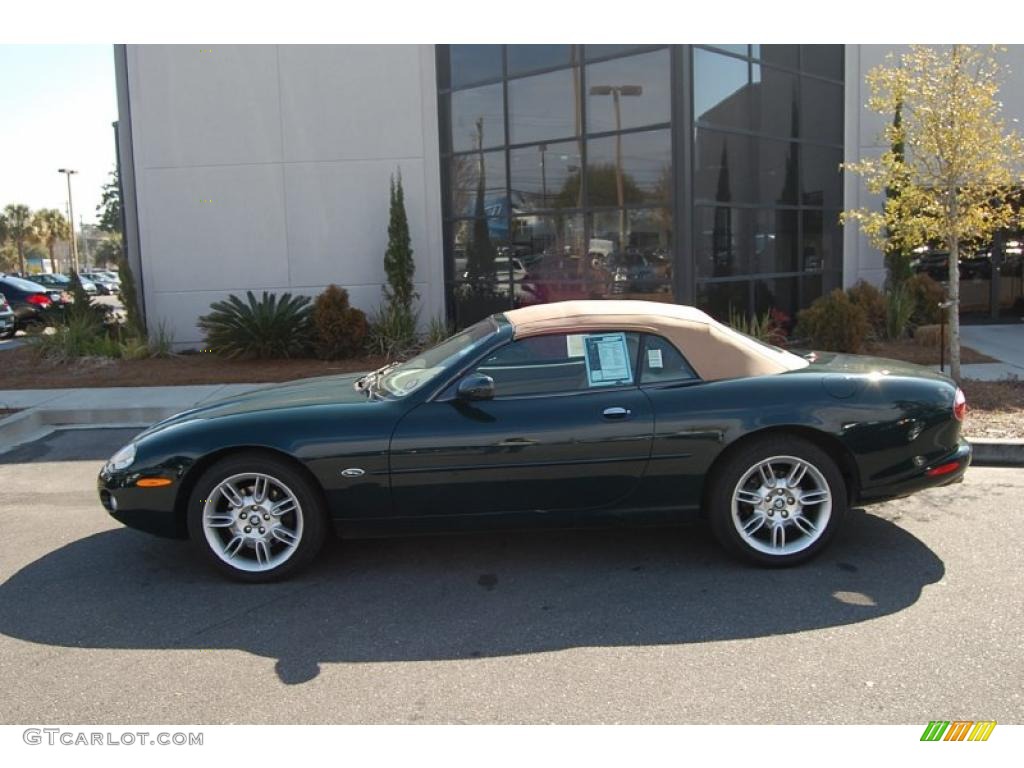 2001 XK XK8 Convertible - British Racing Green Metallic / Cashmere photo #2