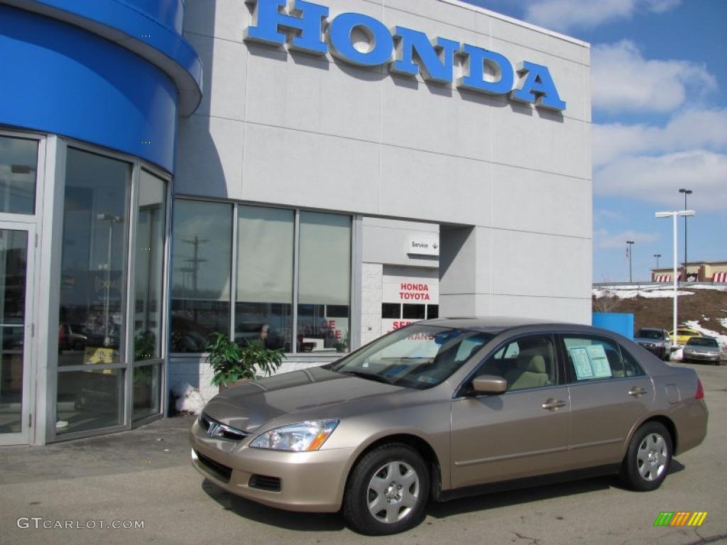 2007 Accord LX Sedan - Desert Mist Metallic / Ivory photo #1