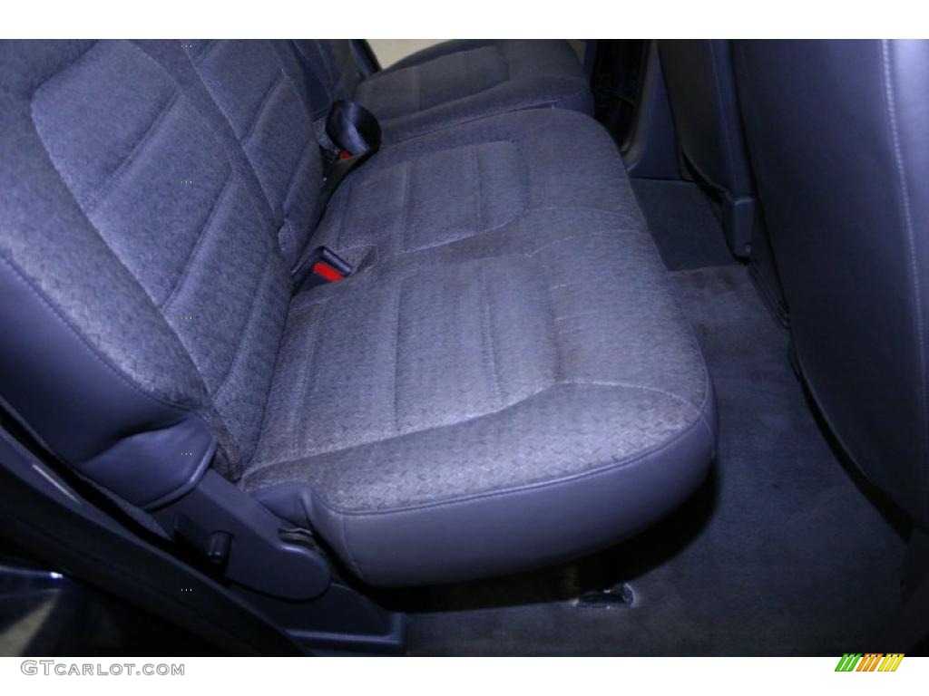 2002 Explorer XLS - True Blue Metallic / Graphite photo #18