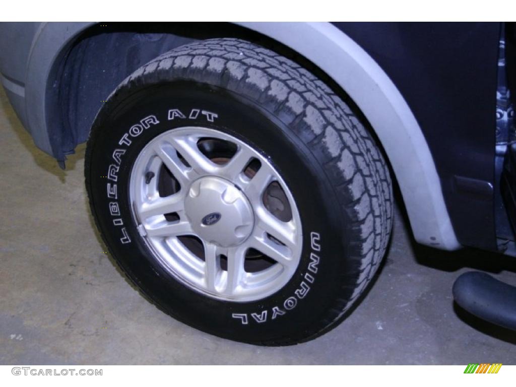 2002 Explorer XLS - True Blue Metallic / Graphite photo #28