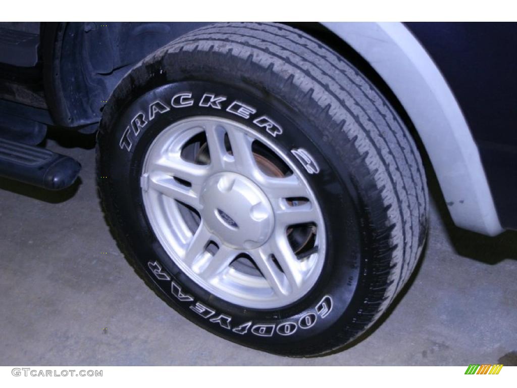 2002 Explorer XLS - True Blue Metallic / Graphite photo #29