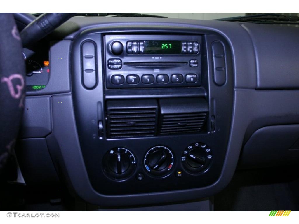 2002 Explorer XLS - True Blue Metallic / Graphite photo #39