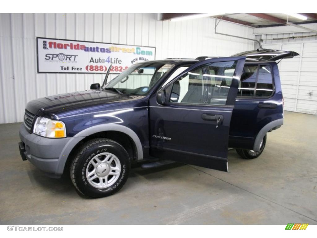 2002 Explorer XLS - True Blue Metallic / Graphite photo #46