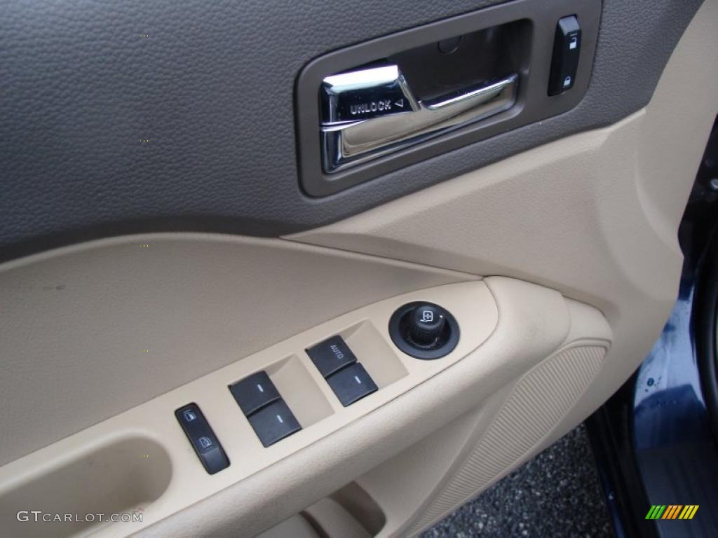 2009 Fusion SE - Dark Blue Ink Metallic / Camel photo #11