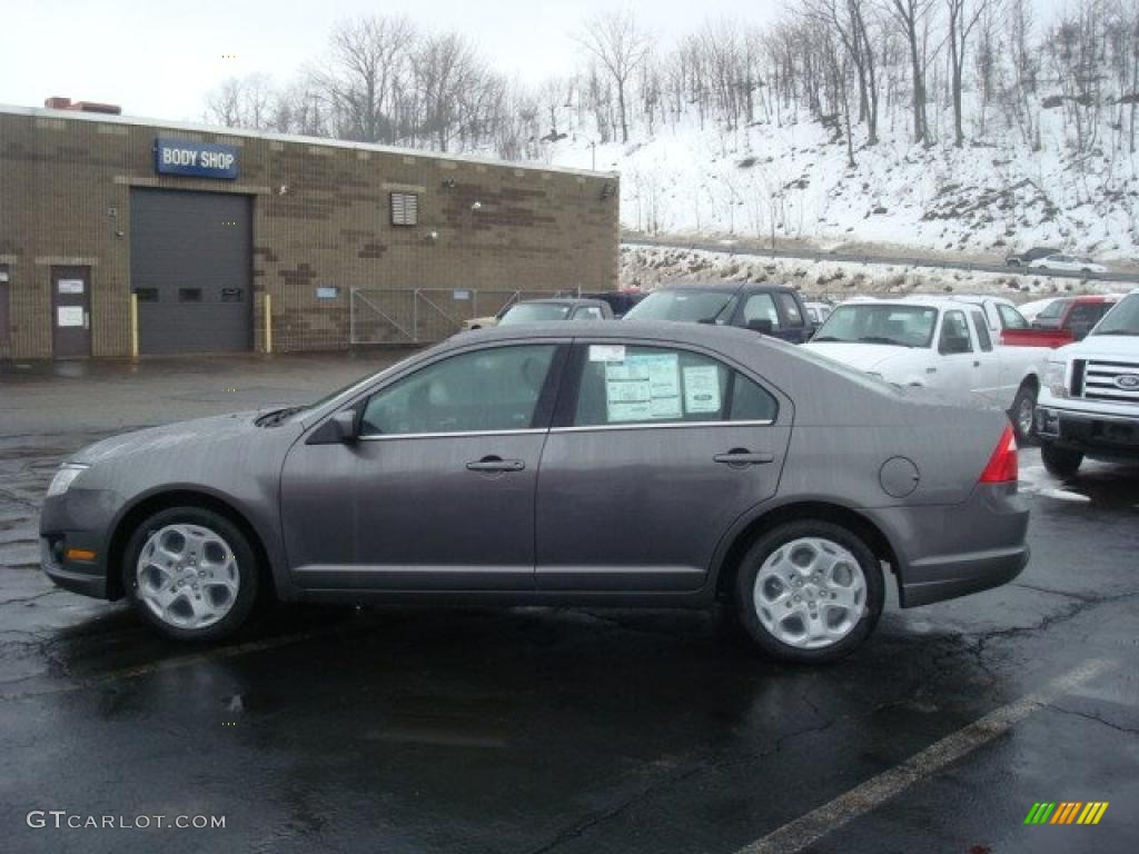 2010 Fusion SE - Sterling Grey Metallic / Charcoal Black photo #6