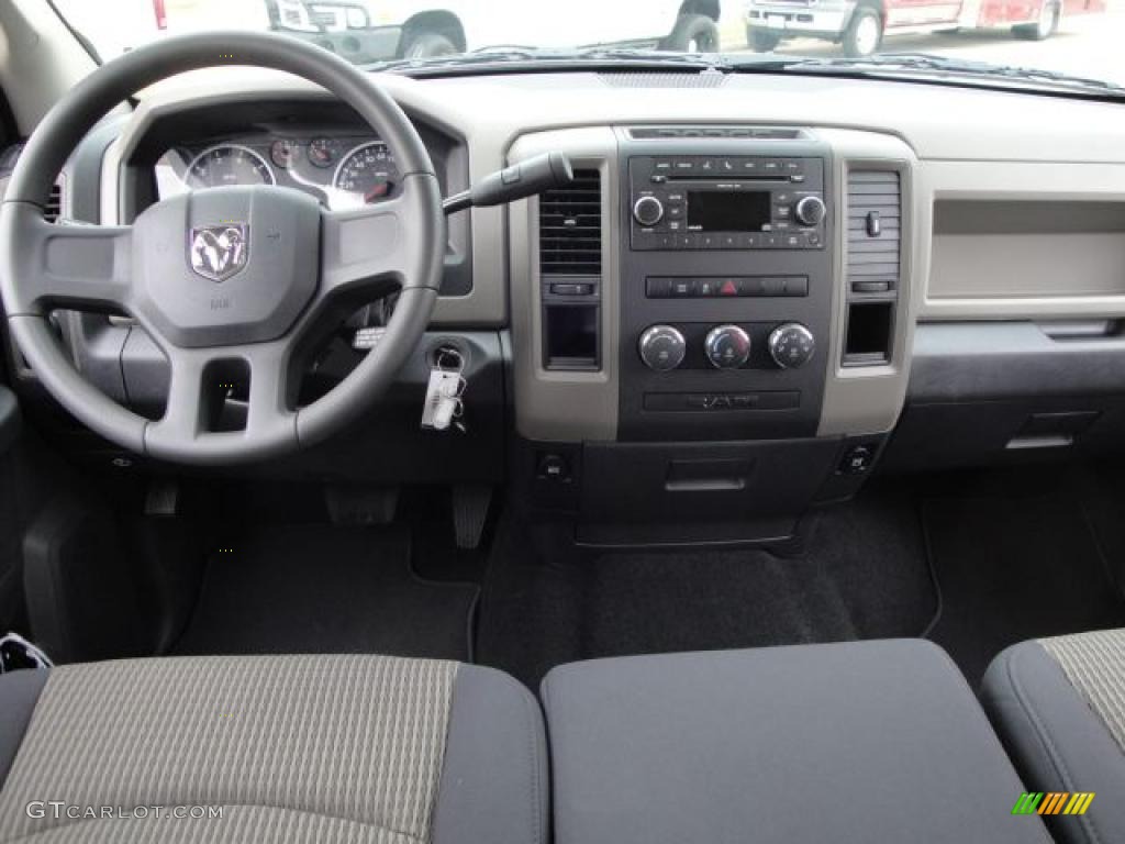 2010 Ram 1500 ST Crew Cab - Mineral Gray Metallic / Dark Slate/Medium Graystone photo #11