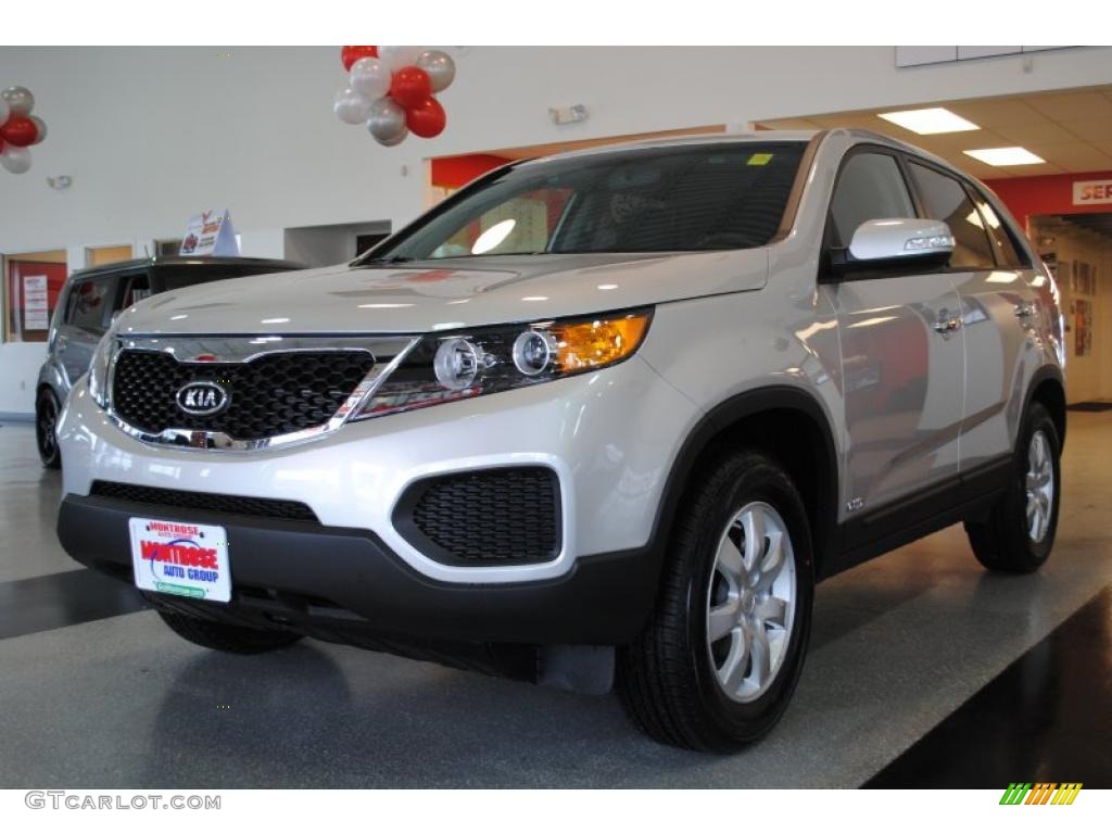 2011 Sorento LX AWD - Bright Silver / Black photo #3