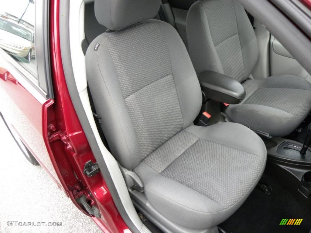 2007 Focus ZX5 SES Hatchback - Dark Toreador Red Metallic / Charcoal/Light Flint photo #8