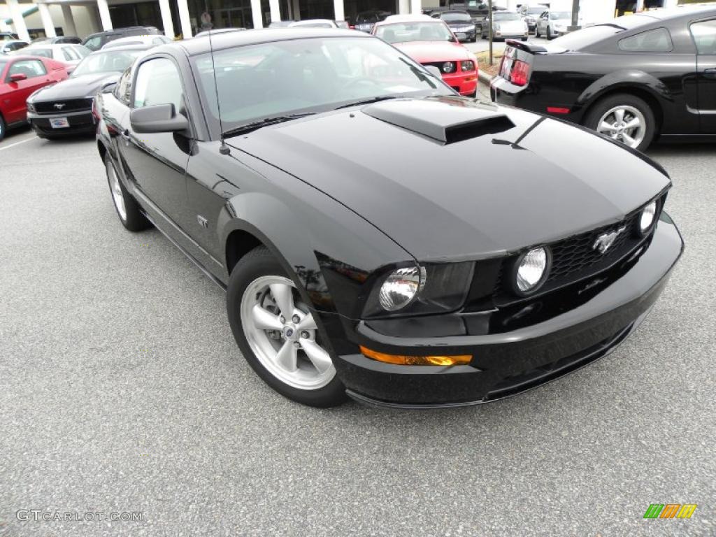 2008 Mustang GT Deluxe Coupe - Black / Dark Charcoal photo #1