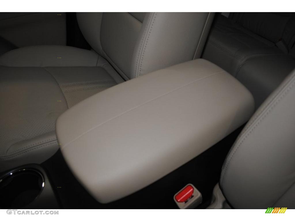 2011 Sorento EX V6 AWD - Spicy Red / Beige photo #43