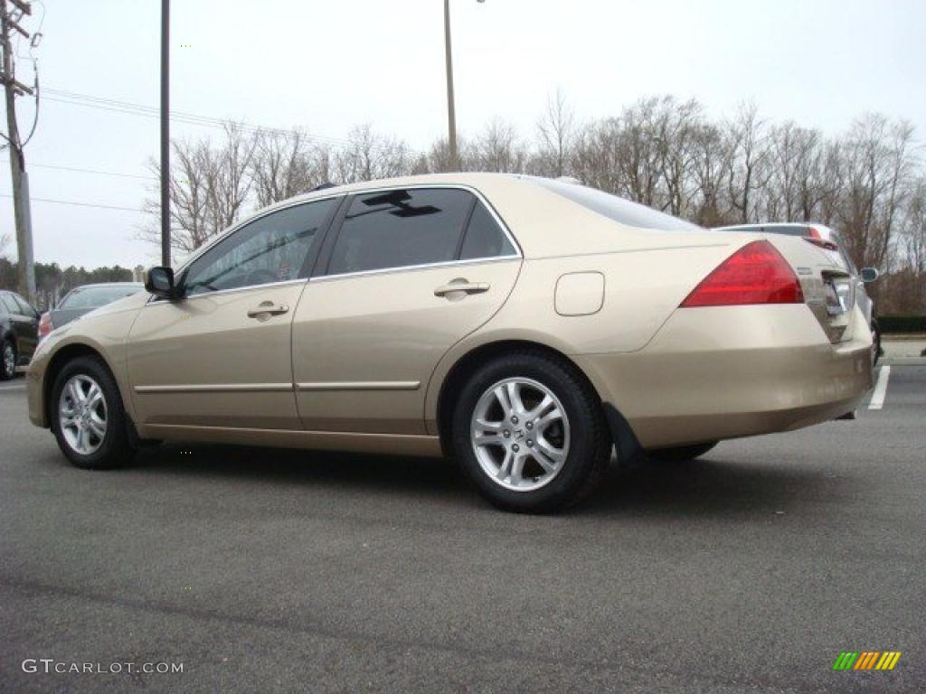 2007 Accord EX-L Sedan - Desert Mist Metallic / Ivory photo #3