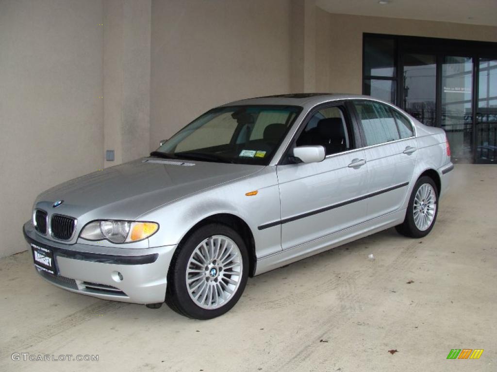 2002 3 Series 330xi Sedan - Titanium Silver Metallic / Black photo #3
