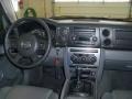 2006 Black Jeep Commander 4x4  photo #29