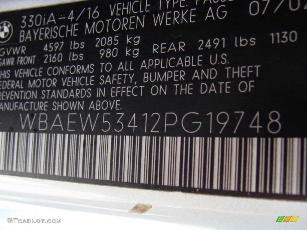 2002 3 Series 330xi Sedan - Titanium Silver Metallic / Black photo #16