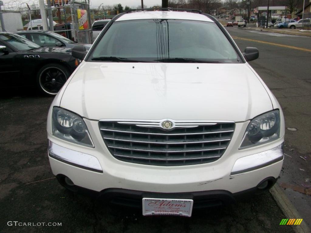 2005 Pacifica Touring AWD - Stone White / Light Taupe photo #5