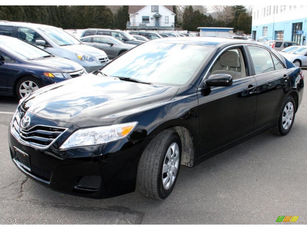 2010 Camry LE - Black / Bisque photo #1