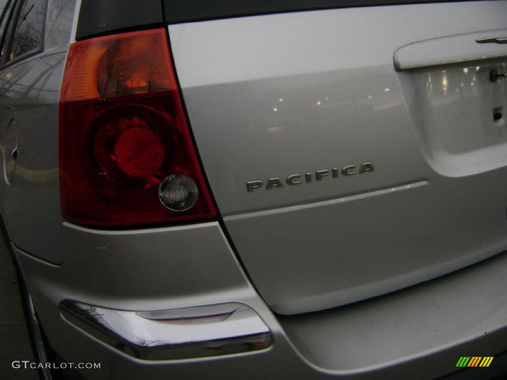 2004 Pacifica  - Bright Silver Metallic / Dark Slate Gray photo #9