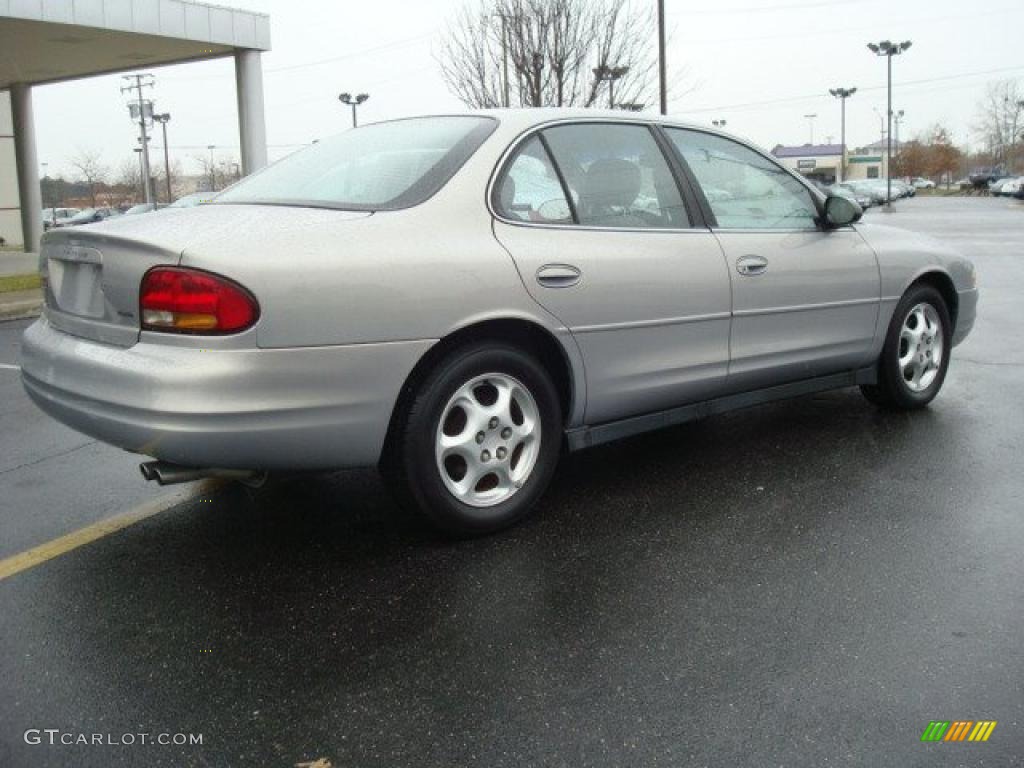 2000 Intrigue GX - Silver Mist Metallic / Dark Gray photo #6