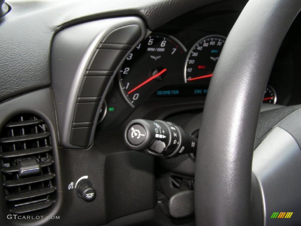 2006 Corvette Coupe - Arctic White / Ebony Black photo #20