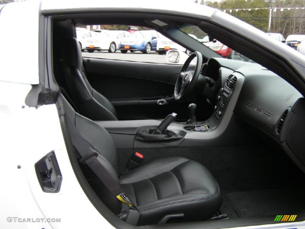 2006 Corvette Coupe - Arctic White / Ebony Black photo #27