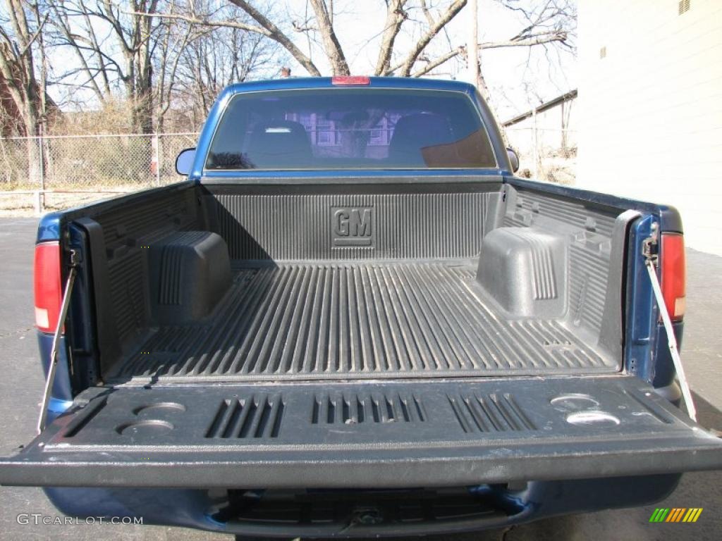 2000 S10 LS Regular Cab - Indigo Blue Metallic / Medium Gray photo #7