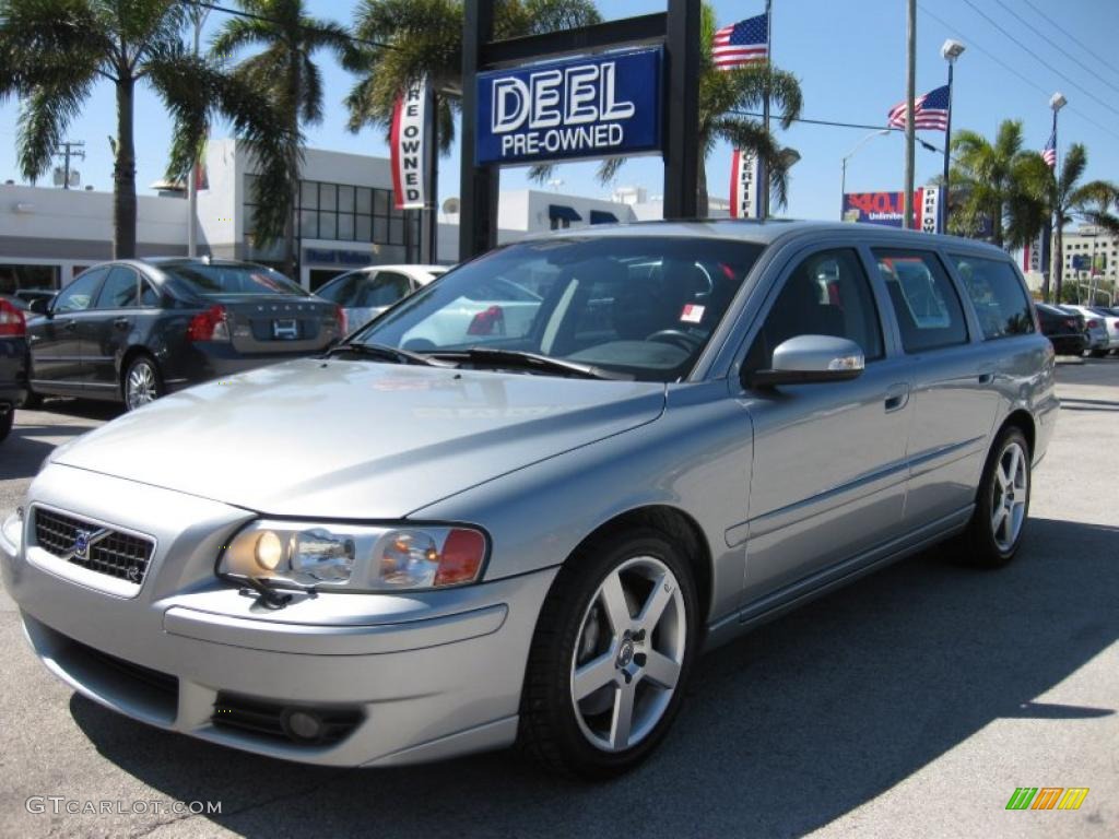 2007 V70 R AWD - Electric Silver Metallic / R Nordkap Black/Blue Metallic photo #1