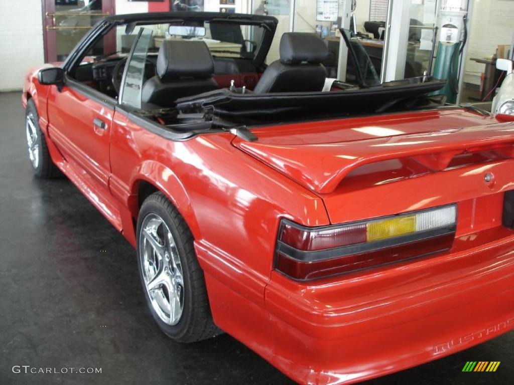 1988 Mustang GT Convertible - Bright Red / Black photo #4
