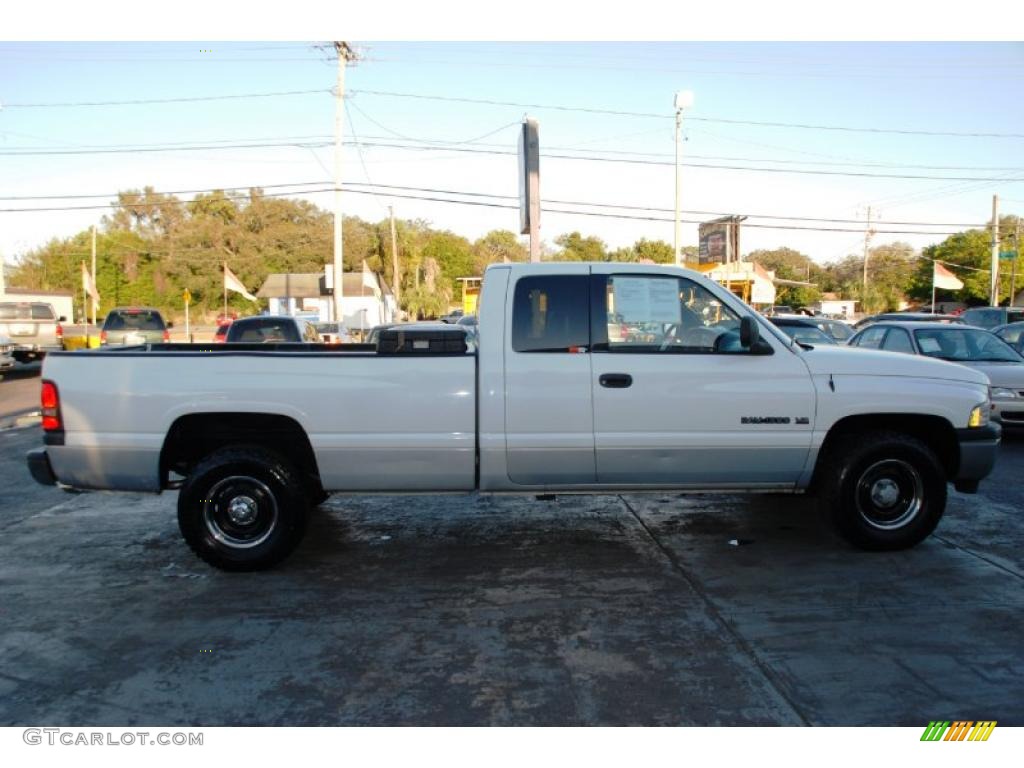 2000 Ram 1500 ST Extended Cab - Bright White / Mist Gray photo #2