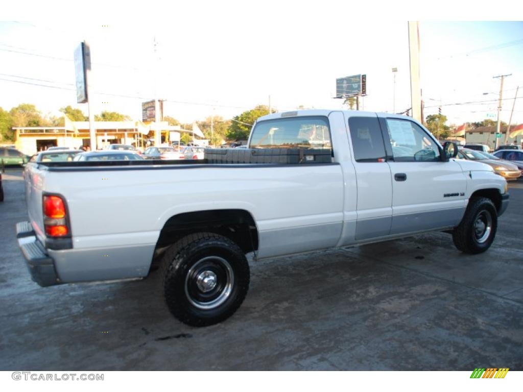 2000 Ram 1500 ST Extended Cab - Bright White / Mist Gray photo #6