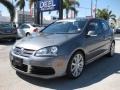 United Grey Metallic - R32  Photo No. 1