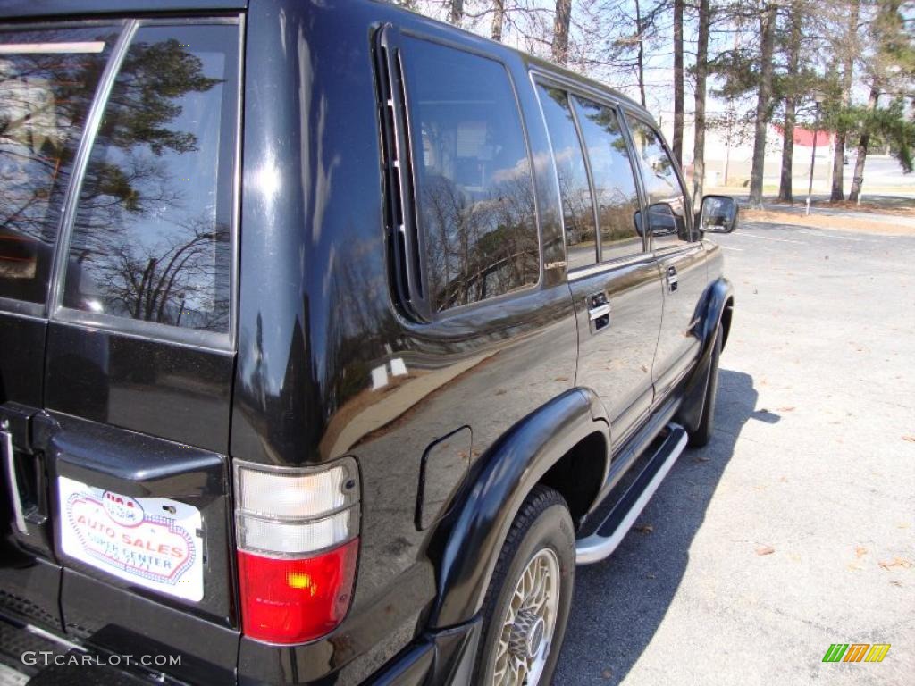 2001 Trooper Limited - Ebony Black / Beige photo #5